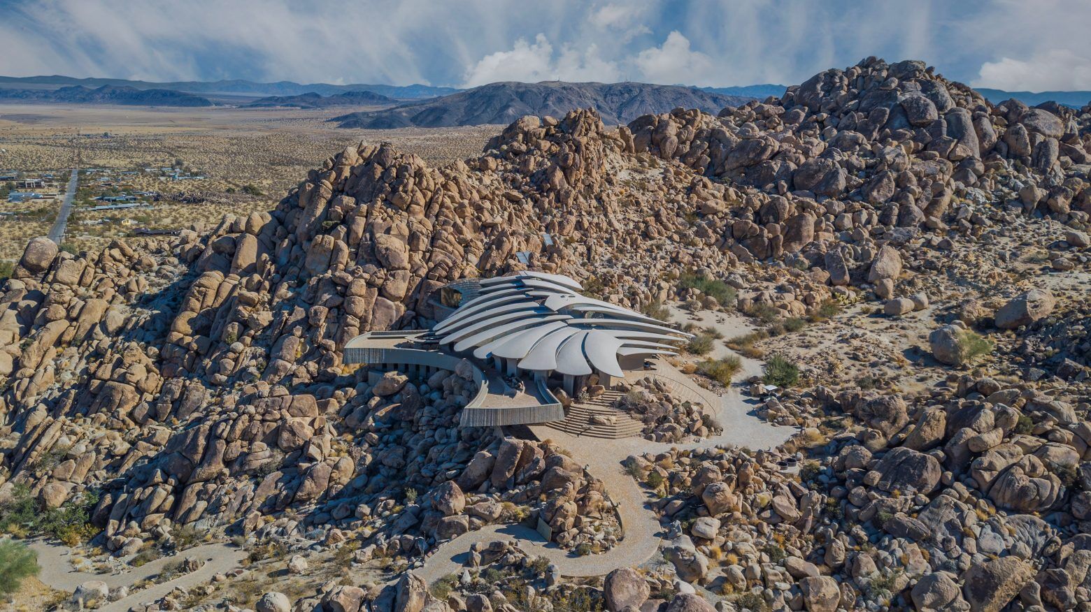 Rock Star | Inside a Sculptural Desert Home by Kendrick Bangs